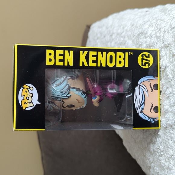 Funko Pop Ben Kenobi Target Exclusive 572 NIB - Picture 4 of 8